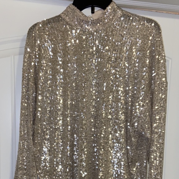 Sparked sequence top - Picture 2 of 6